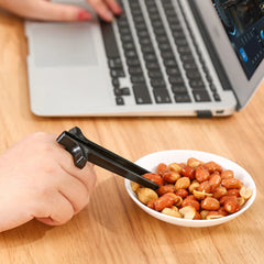 Anti-dirty Hand Finger Chopsticks Phone Clip Snacks